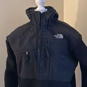 North Face Retro Denali jacket - Men’s Large